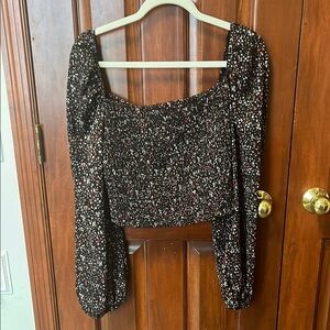 Black and White Floral Women's Top